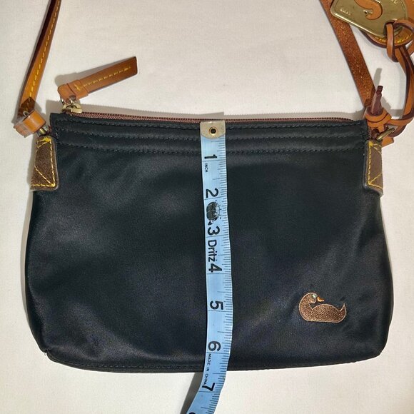 D&B Dooney and Bourke Black Nylon Embroidered Duck Crossbody Shoulder Bag Y2K - Picture 15 of 16